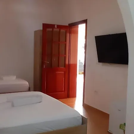 Sea View Te Shero 酒店 Vlorë