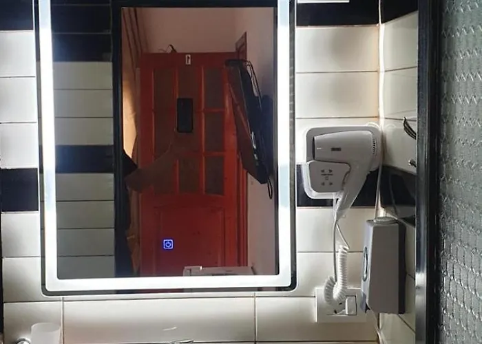 Sea View Te Shero Hotel *