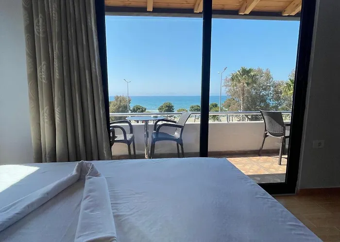 Hotel Sea View Te Shero